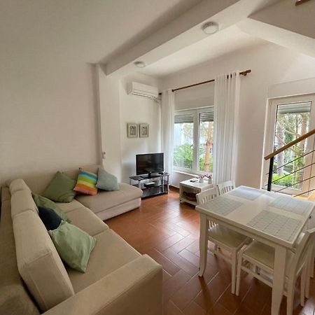 Gjiri Lalzit Apartment Драч Екстериор снимка